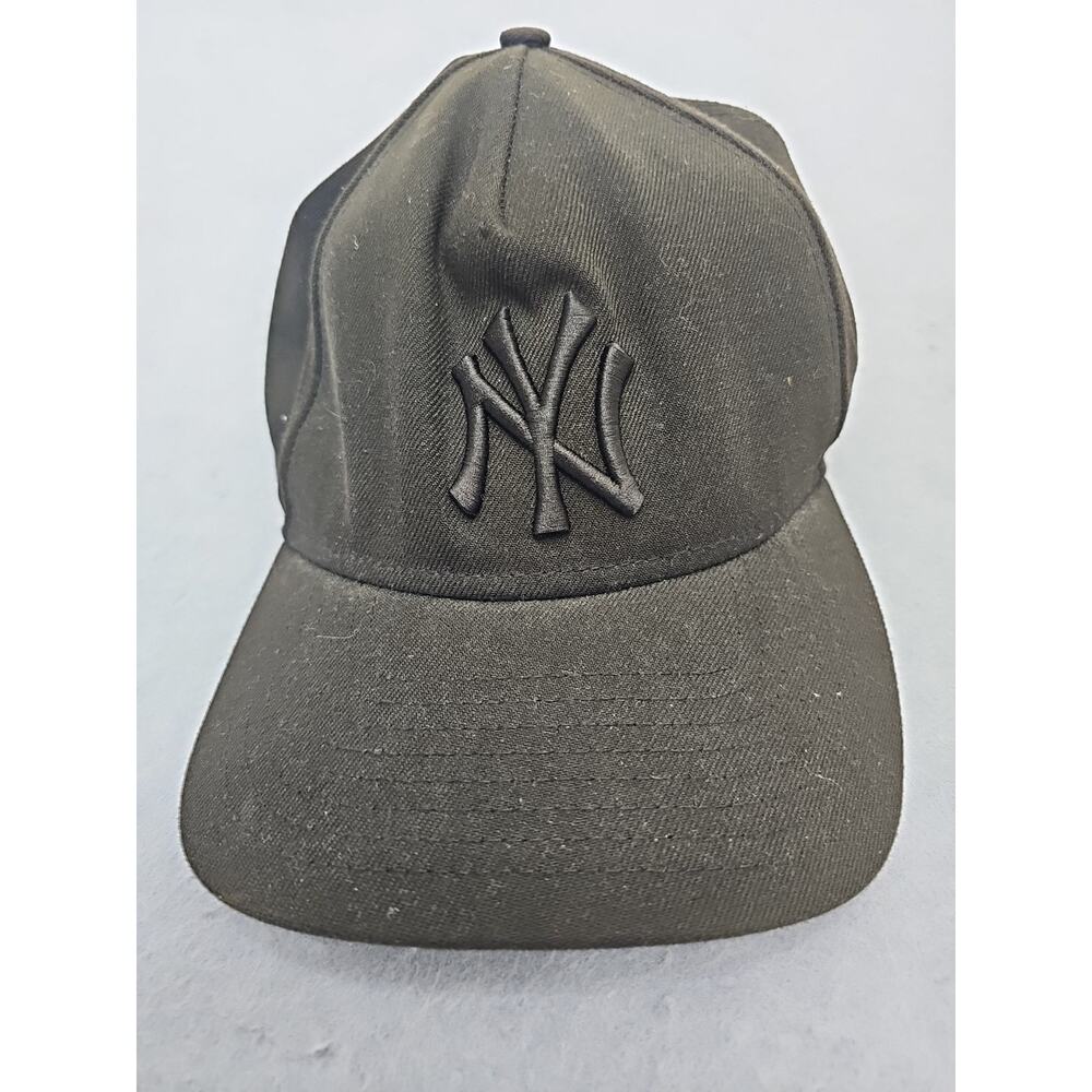 New York Yankees New Era Black 9FORTY Team Snapback Adjustable Hat ONE SIZE CAP